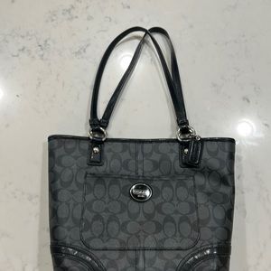 Coach Signature Peyton Shoulder Handbag F18917 - Dark Grey and Black Tote